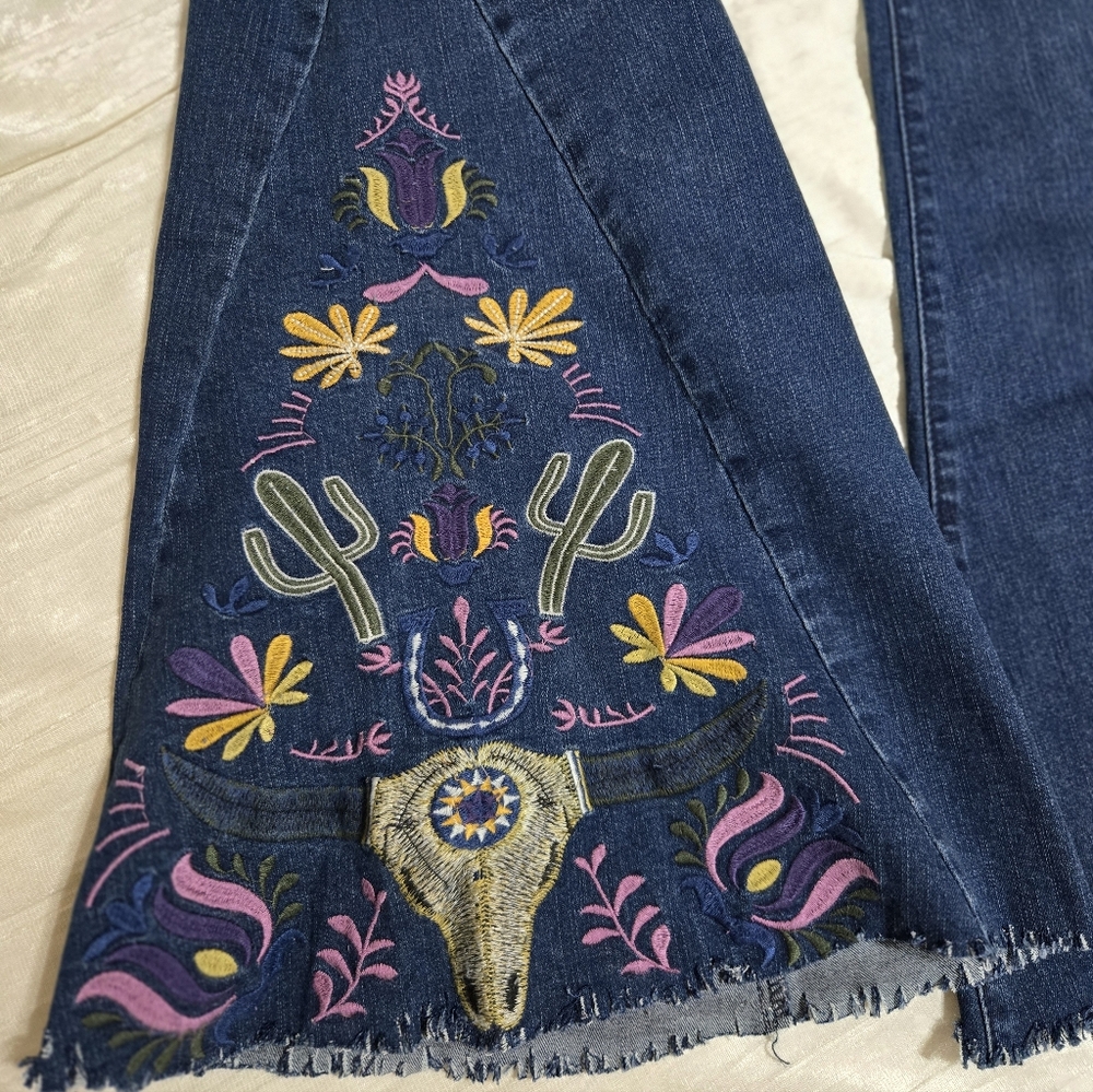 Embroidered Flare Jeans By L & B size 14 Worn Once! - Picture 2 of 12